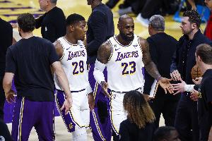 球帝直播NBA_首发阵容官宣_战术复盘拆解