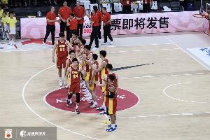 76人vs火箭直播_首发阵容官宣_战术复盘拆解