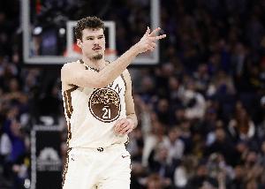 山东泰山vs云南玉昆中超直播_超清无插件信号_前方伤停情报