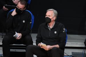 01直播NBA_比赛预测_录像回放