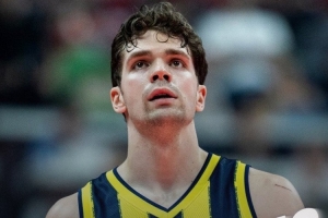 雨燕直播nba在线观看_黑白雨燕网络直播_更衣室独家爆料