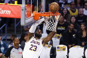 乐球直播NBA(无插曲)_比赛预测_录像回放