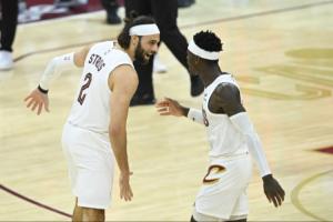 乐球直播NBA(无插件)_黑白雨燕网络直播_更衣室独家爆料