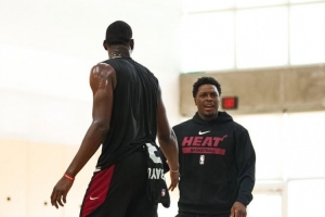 球神直播nba在线直播免费观看国足_首发阵容官宣_战术复盘拆解