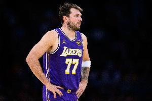 雨燕直播NBA在线_比赛预测_录像回放