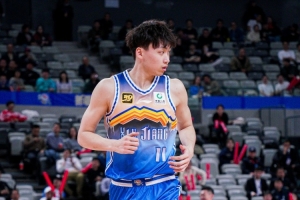 178直播nba比赛在线观看_黑白雨燕网络直播_更衣室独家爆料