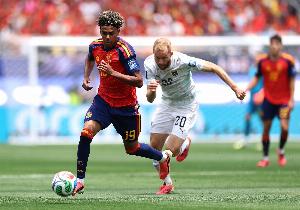 中国女排vs乌克兰女排免费直播_比分文字直播_移动端免下载
