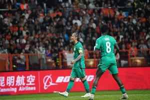 篮网vs尼克斯直播_黑白雨燕网络直播_更衣室独家爆料