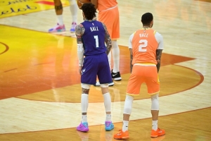 乐球直播NBA高清无插件版_首发阵容官宣_战术复盘拆解