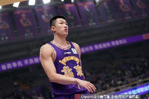 马刺vs雄鹿直播_全场进球集锦_现场高清回放